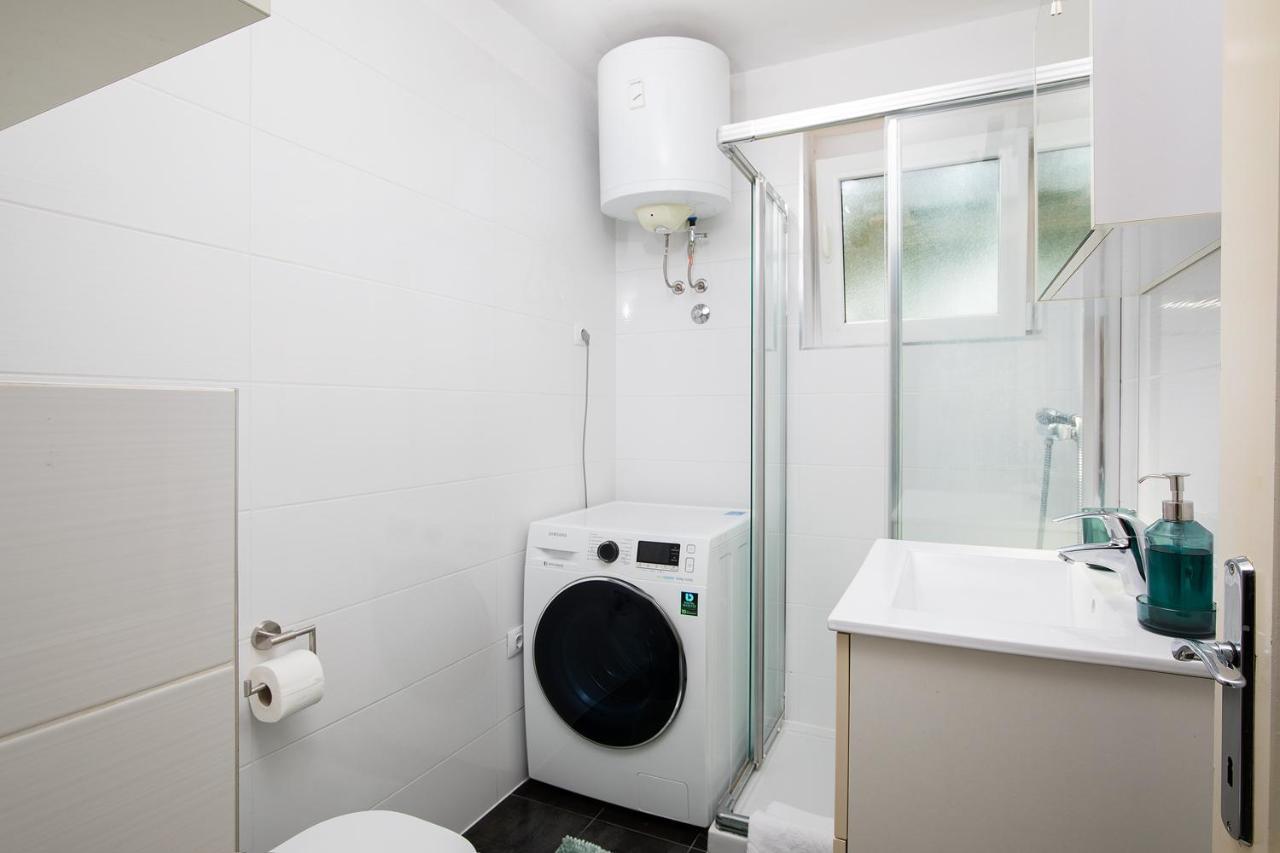 Apartment Kim Pula Luaran gambar