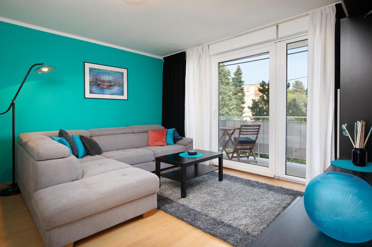 Apartment Kim Pula Luaran gambar
